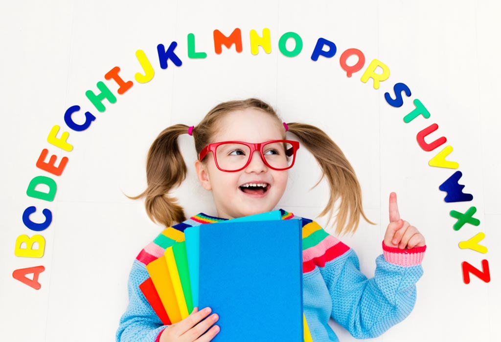 آموزش زبان به کودکان زیر هفت سال