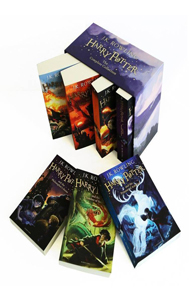 یکی از محبوب ترین رمان های فانتزی مجموعه کتاب Harry Potter میباشد.