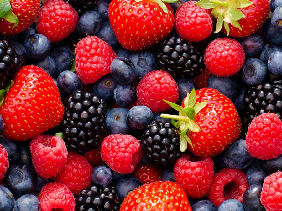 انواع مختلفی از توتها وجود دارند؛ اما همۀ آنها آنچیزی نیستند که ما در انگلیسی آن را berries مینامیم.